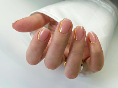 Goldfinger by Anouk Nijs Maniac Nails gellak stickers Manicure Gold 